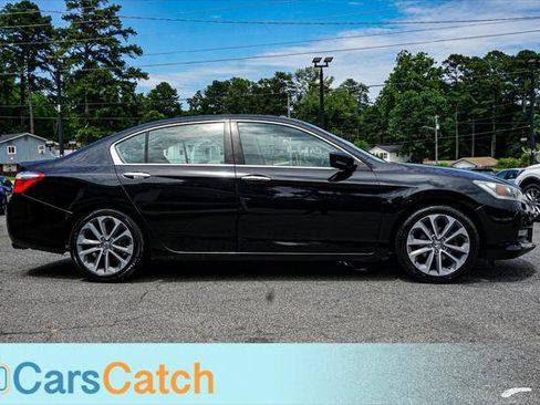 Used 2015 Honda Accord Sport image 9
