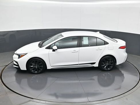 Used 2023 Toyota Corolla SE image 20