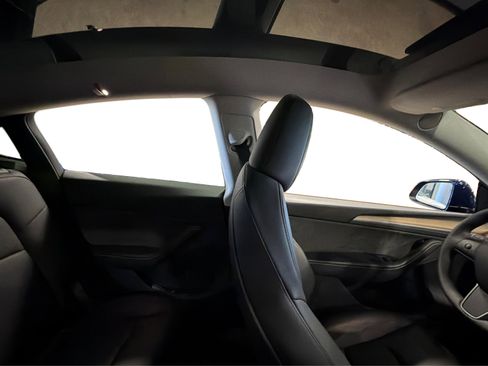 Used 2024 Tesla Model Y Performance AWD/4WD image 39
