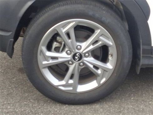 Used 2023 Hyundai Kona SEL w/ Convenience Package image 7