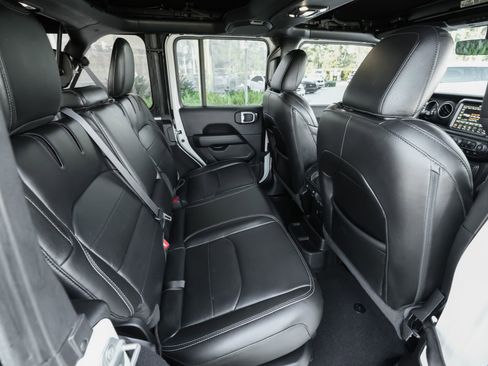 Used 2023 Jeep Wrangler Unlimited Sahara w/ Cold Weather Group image 37