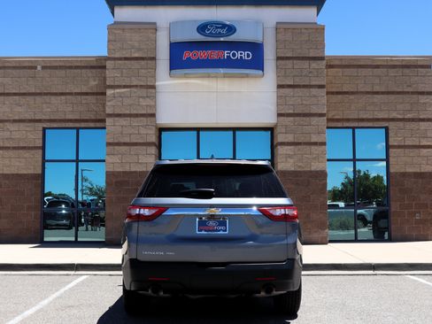 Used 2020 Chevrolet Traverse LS AWD/4WD image 7