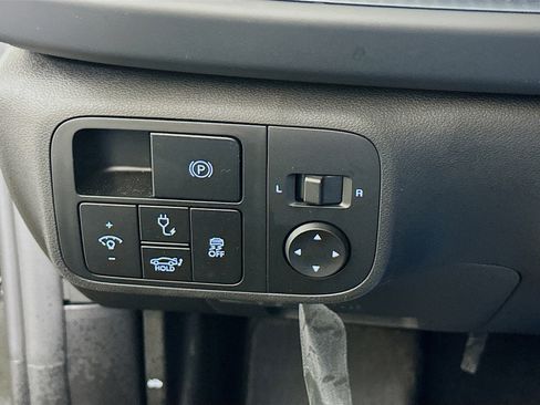 Used 2024 Hyundai Ioniq 6 SEL image 17