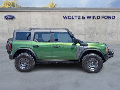 Used 2024 Ford Bronco Everglades image 7