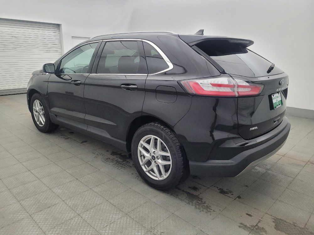 Used 2024 Ford Edge SEL w/ Convenience Package AWD/4WD image 3