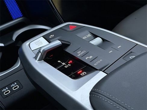 Used 2024 BMW X2 xDrive28i w/ Premium Package image 23