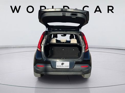 Used 2022 Kia Soul EX image 36