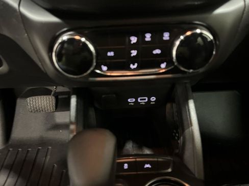 Certified 2023 Chevrolet TrailBlazer LT FWD image 16