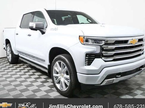 New 2026 Chevrolet Silverado 1500 High Country AWD/4WD image 1