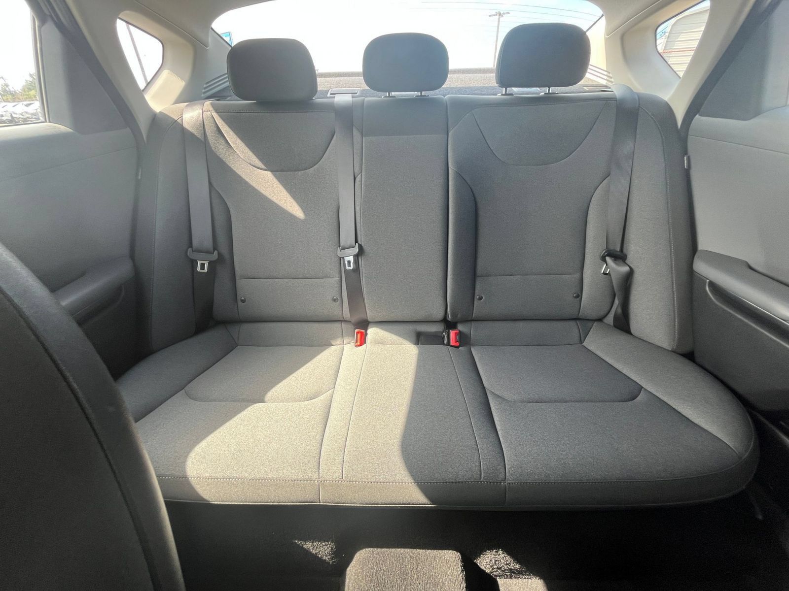Used 2025 Kia K4 FWD image 38