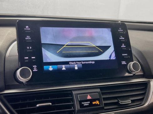 Used 2022 Honda Accord Sport image 13