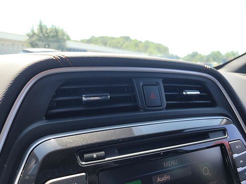 Used 2020 Nissan Maxima SR w/ Sport Mat Group FWD image 30