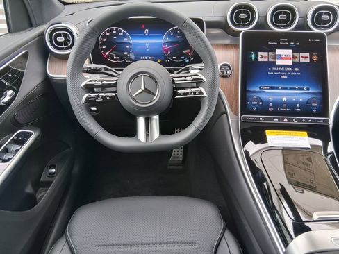 New 2026 Mercedes-Benz GLC 300 4MATIC image 12