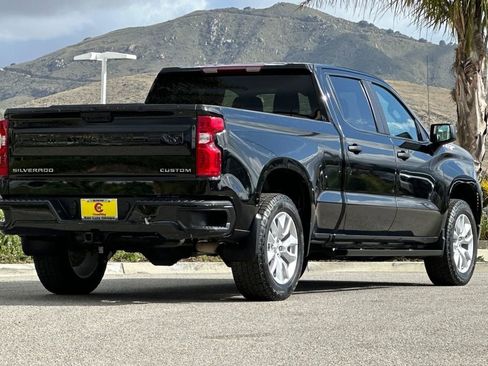 Used 2023 Chevrolet Silverado 1500 Custom AWD/4WD image 3