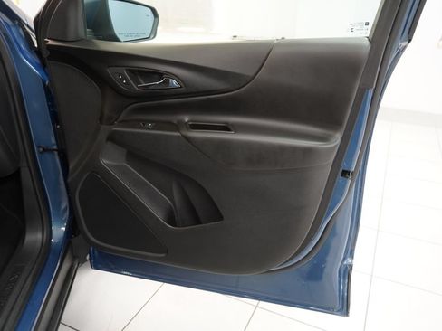 Used 2024 Chevrolet Equinox LT FWD image 12