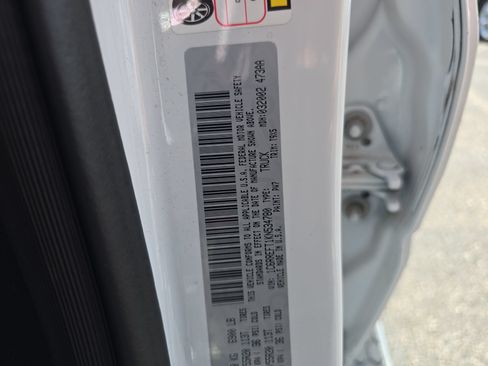 Used 2019 RAM 1500 Limited AWD/4WD image 30