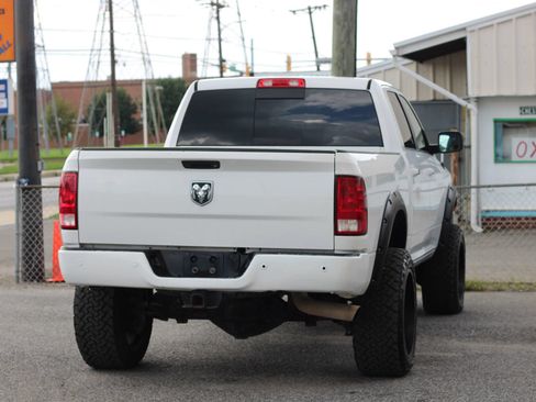 Used 2018 RAM 2500 SLT AWD/4WD image 8