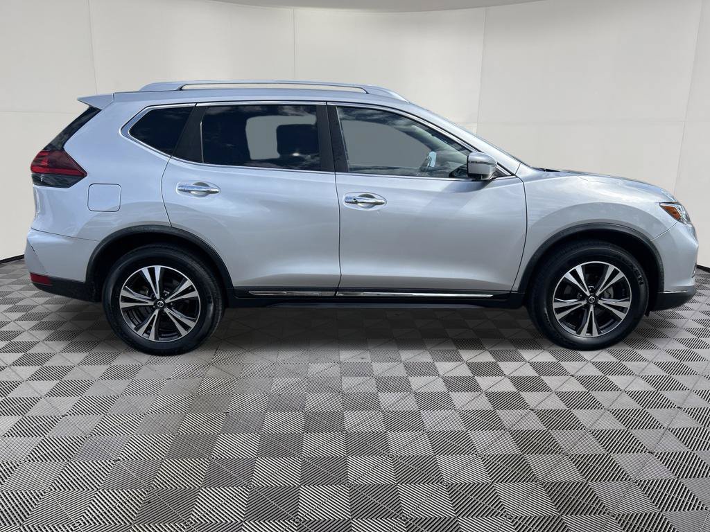 Used 2018 Nissan Rogue SL AWD/4WD image 9