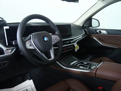 New 2026 BMW X7 xDrive40i AWD/4WD image 13