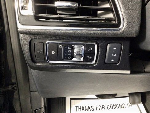 Used 2023 Lincoln Navigator Reserve image 18