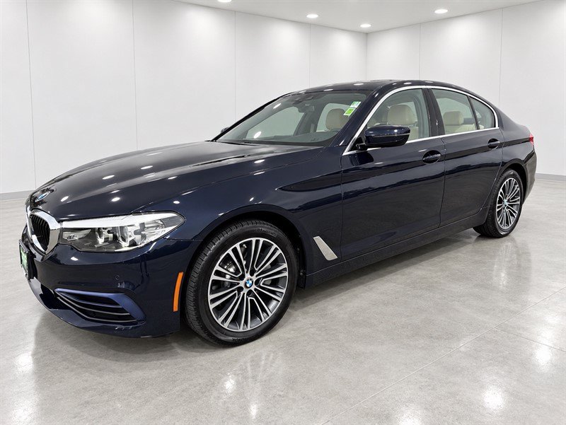 Used 2020 BMW 530i xDrive w/ Convenience Package AWD/4WD image 11