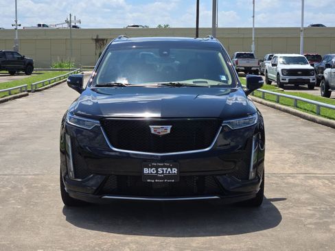 Used 2023 Cadillac XT6 Sport w/ Platinum Package AWD/4WD image 9