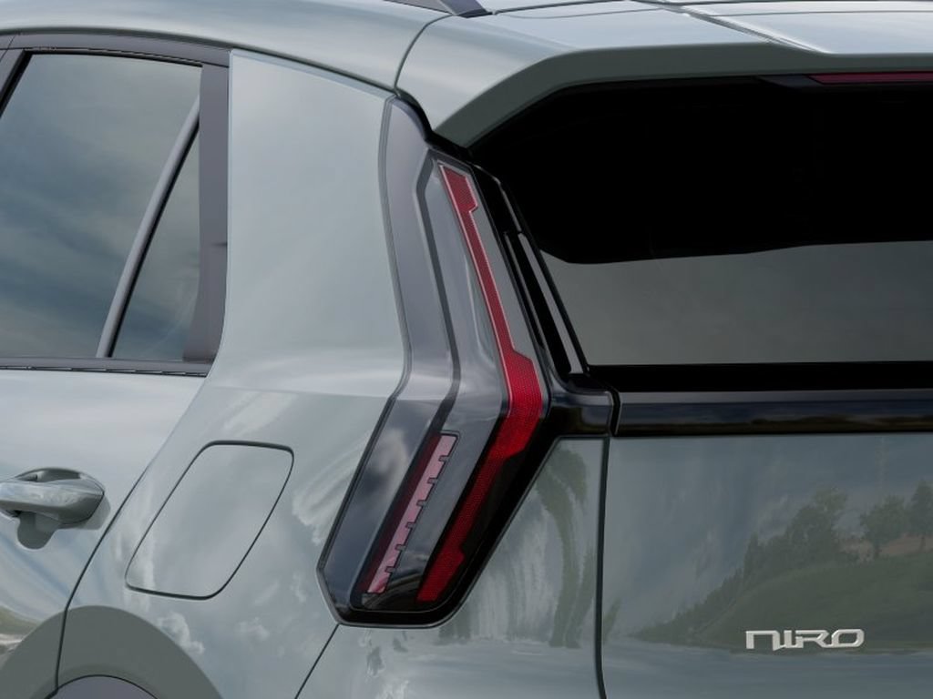 New 2027 Kia Niro LX FWD image 11