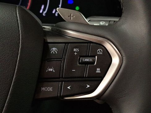 Used 2023 Lexus RX 350 Premium w/ Accessory Package AWD/4WD image 19