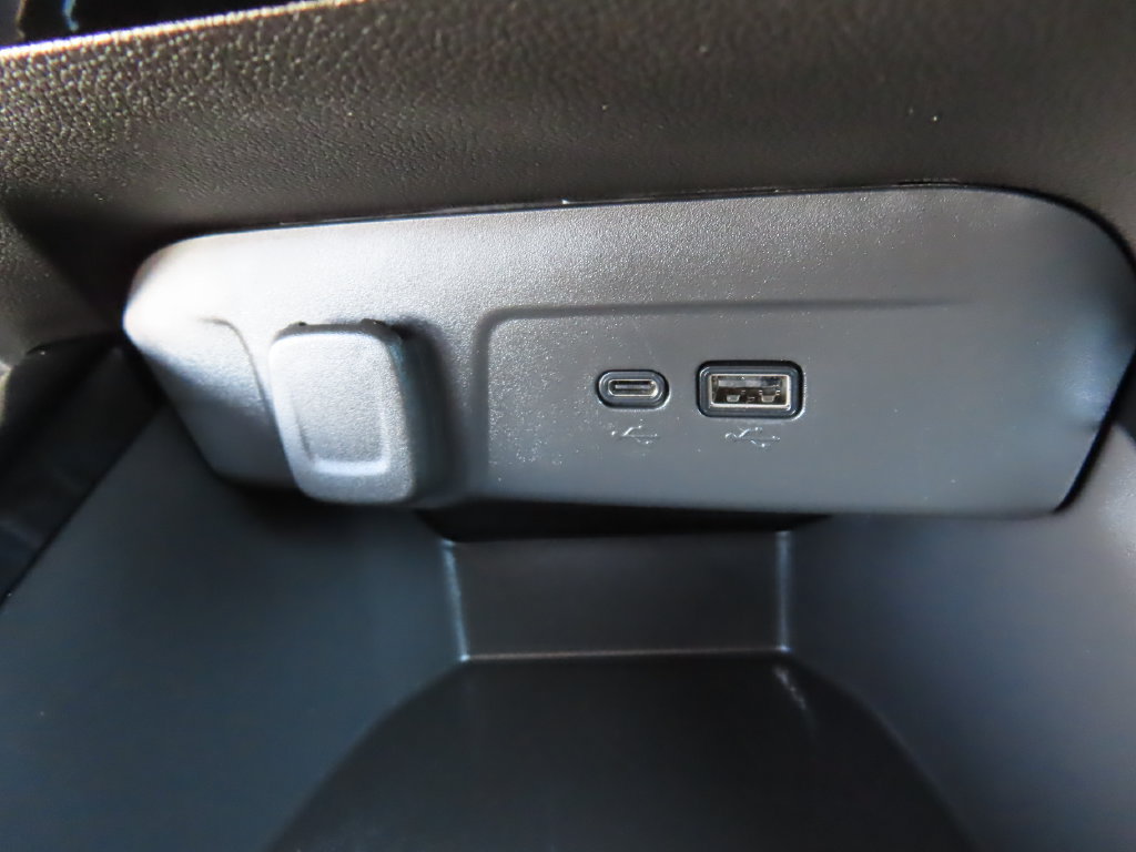 Used 2025 Chevrolet Trax ACTIV w/ Driver Confidence Package FWD image 8
