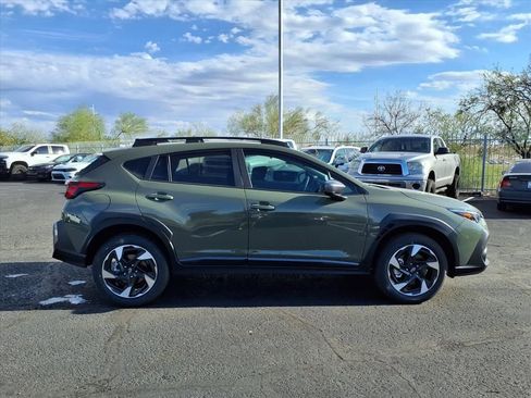 New 2025 Subaru Crosstrek 2.5i Limited w/ Popular Package #3A image 8