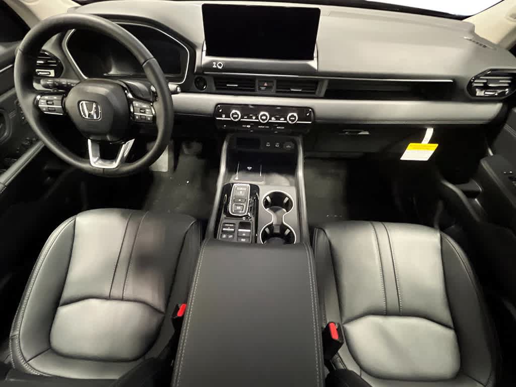 New 2026 Honda Pilot Touring image 16