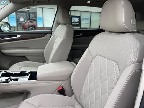 New 2026 Volkswagen Atlas SEL Premium R-Line image 16