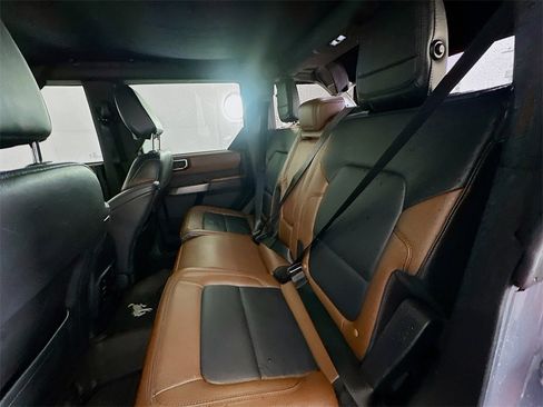 Used 2022 Ford Bronco Outer Banks image 24