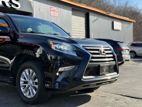 Used 2018 Lexus GX 460 Premium AWD/4WD image 38