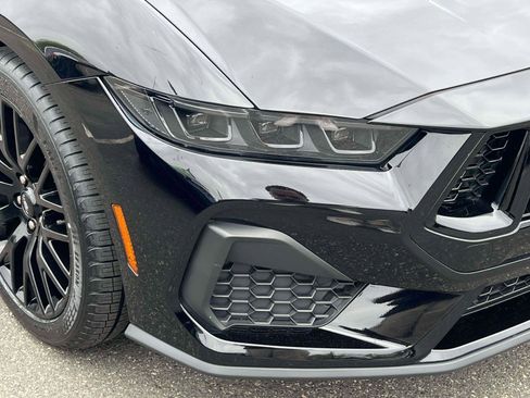 Used 2024 Ford Mustang GT RWD image 7