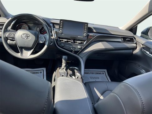 Used 2023 Toyota Camry XSE image 11