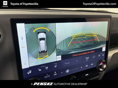 Used 2025 Lexus GX 550 w/ Accessory Package (Z1) image 31