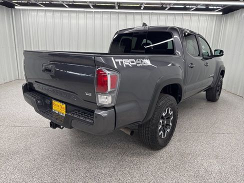 Used 2023 Toyota Tacoma TRD Off-Road w/ Technology Package AWD/4WD image 6