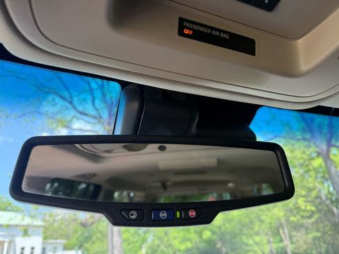 Used 2016 Chevrolet Suburban LTZ AWD/4WD image 30