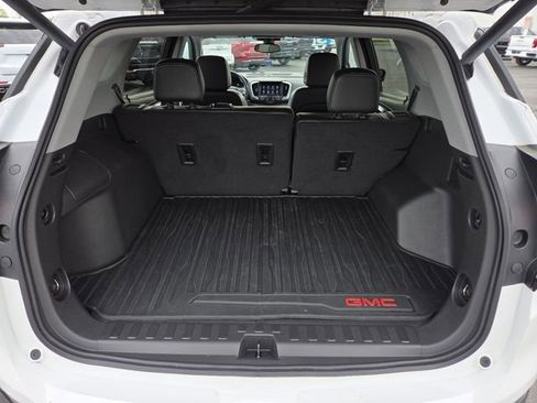 Used 2023 GMC Terrain SLT w/ Elevation Edition FWD image 24