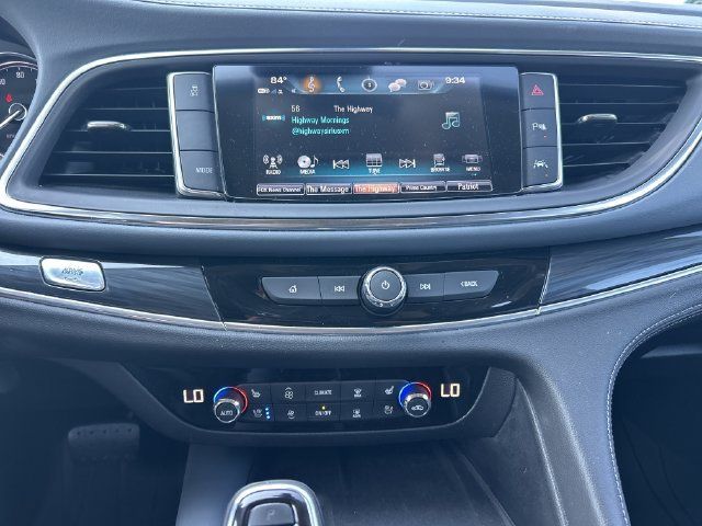 Used 2019 Buick Enclave Premium w/ Experience Buick Package FWD image 27