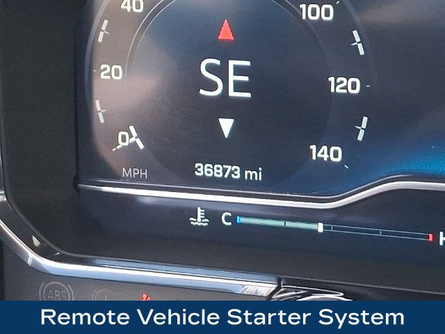 Used 2022 Chevrolet Silverado 1500 LT AWD/4WD image 6