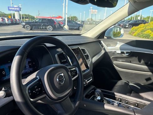 Used 2023 Volvo XC90 B5 Core w/ Protection Package Premier AWD/4WD image 16