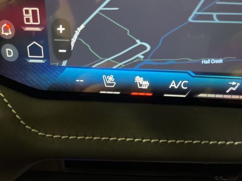 Used 2026 Chevrolet Corvette Stingray Premium Cpe w/ Z51 Performance Package image 30