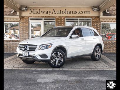 Used 2017 Mercedes-Benz GLC 300 4MATIC w/ Premium 2 Package