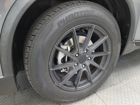 Used 2020 Nissan Rogue S image 31