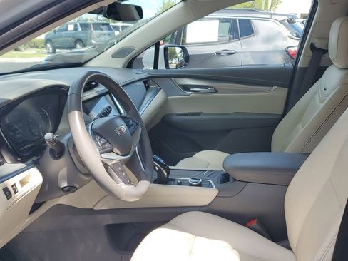 Certified 2024 Cadillac XT5 Premium Luxury image 21