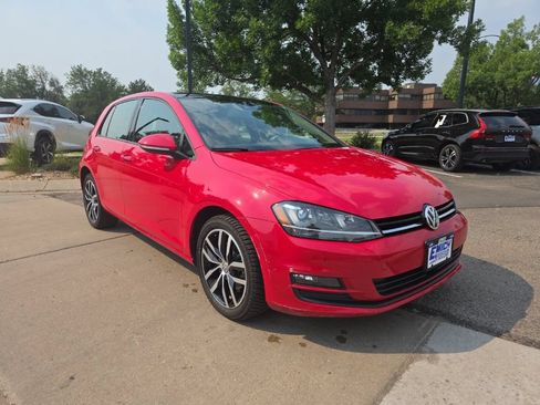 Used 2016 Volkswagen Golf SE w/ Lighting Package FWD image 7