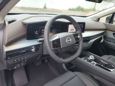 New 2025 Nissan Murano Platinum image 14