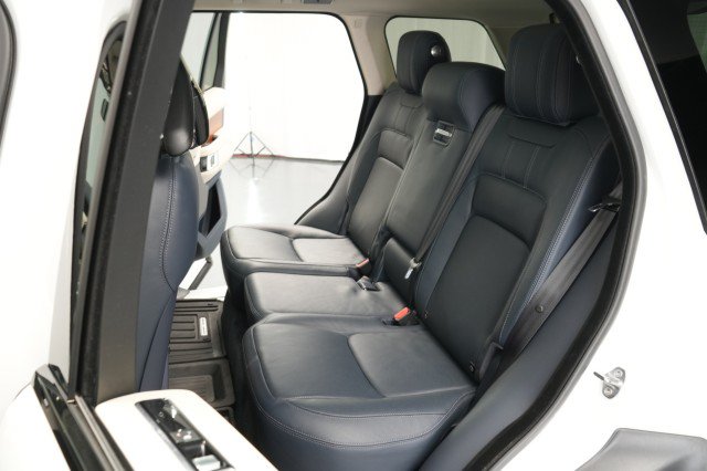 Used 2019 Land Rover Range Rover HSE AWD/4WD image 48